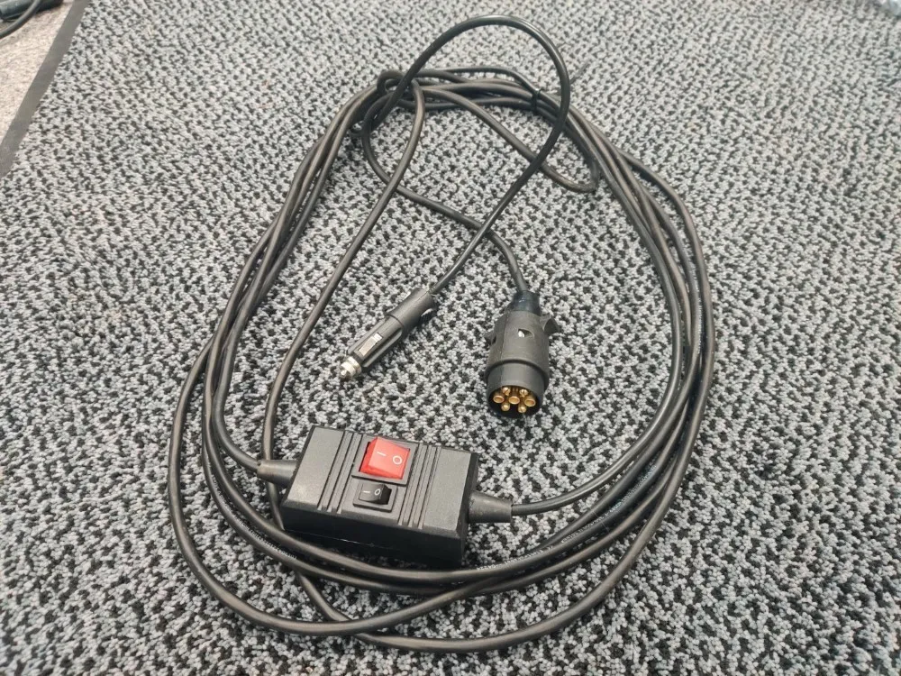 Pomarol T201/V4 NIVELAURA - 330cm / TÄYSKELLUVA - EURO-kiinnike