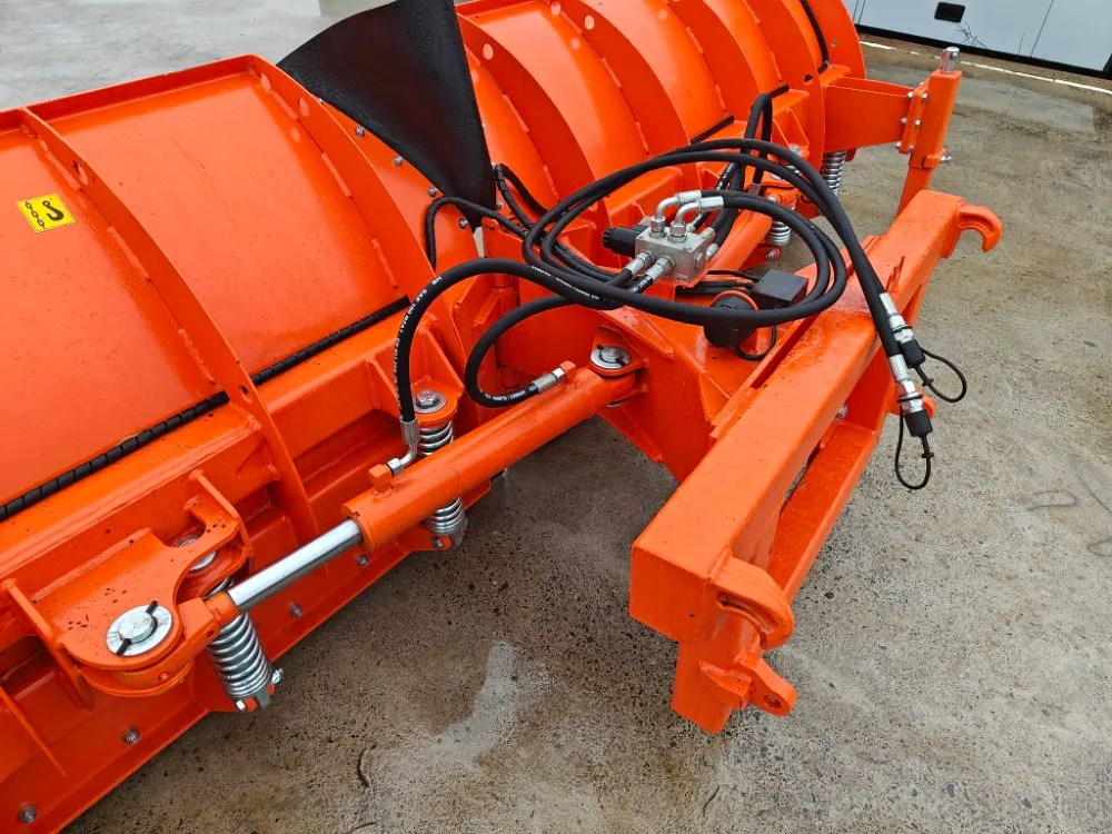 Pomarol T201/V4 NIVELAURA - 330cm / TÄYSKELLUVA - EURO-kiinnike