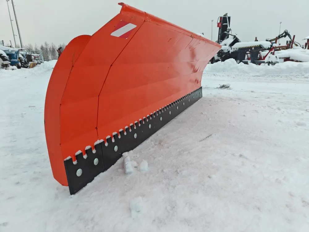 Pomarol SP240 lumilevy / puskulevy / Hydraulinen - Hardox terä - Katso video!