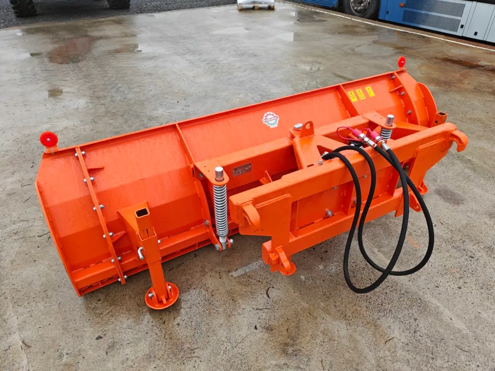 Pomarol SP240 lumilevy / puskulevy / Hydraulinen - Hardox terä - EURO