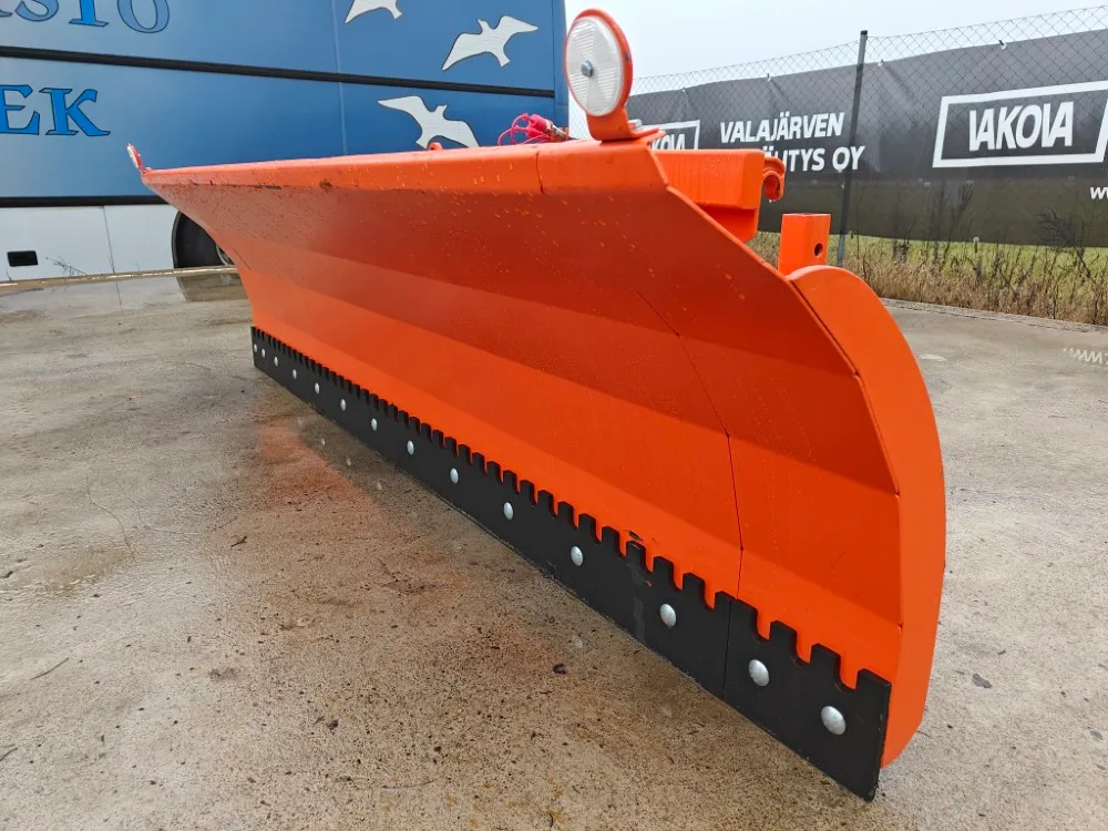 Pomarol SP240 lumilevy / puskulevy / Hydraulinen - Hardox terä - EURO