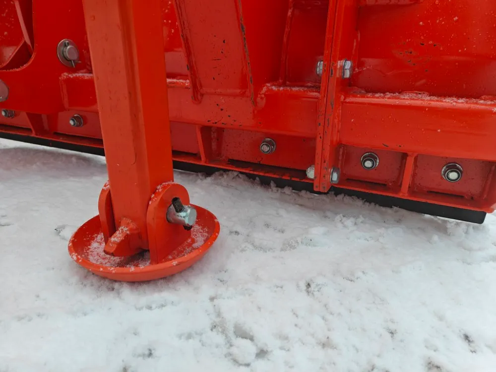 Pomarol SP240 lumilevy / puskulevy / Hydraulinen - Hardox terä - Katso video!