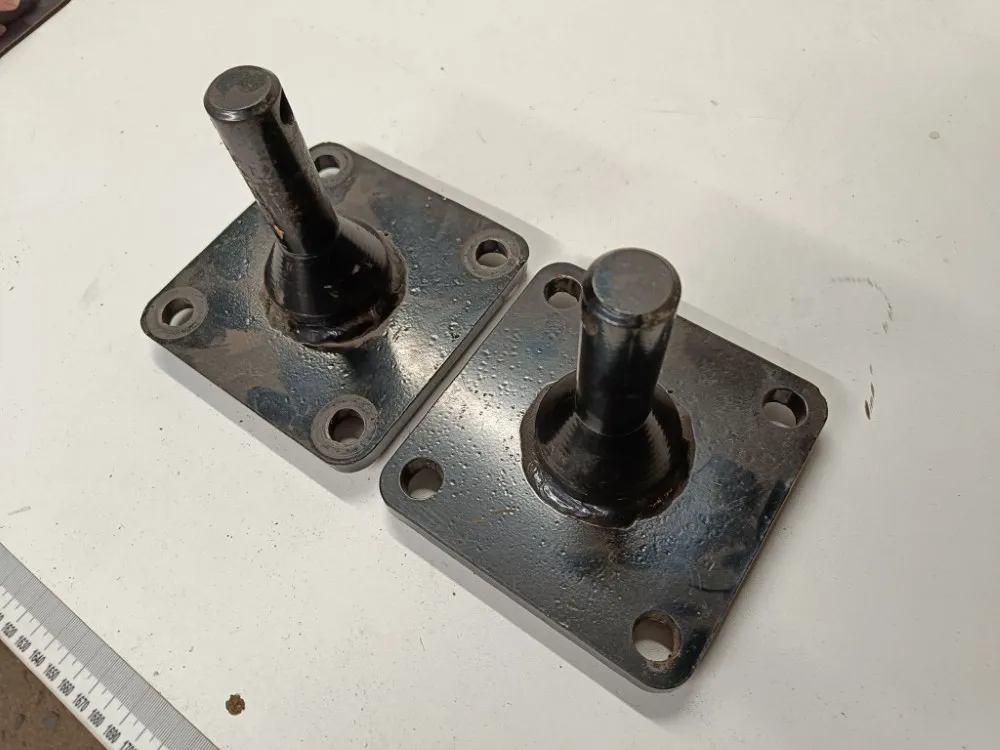 28mm vetokartun päät pultattavat pari / Rol-Ex lautasmuokkaimeen