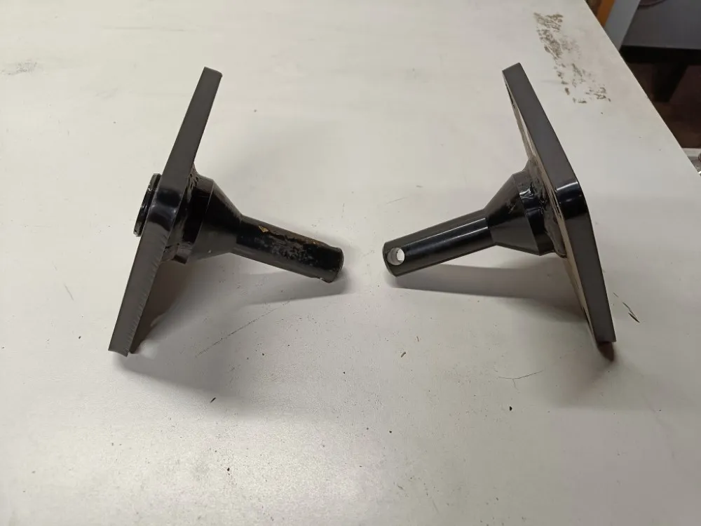 28mm vetokartun päät pultattavat pari / Rol-Ex lautasmuokkaimeen