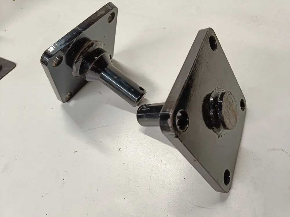 37mm vetokartun päät pultattavat pari / Rol-Ex lautasmuokkaimeen