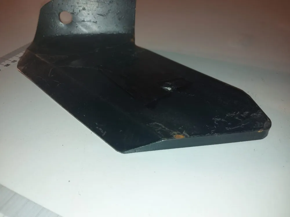 Sivuterä vasen / Rol-Ex KBO Orkan kultivaattoreihin