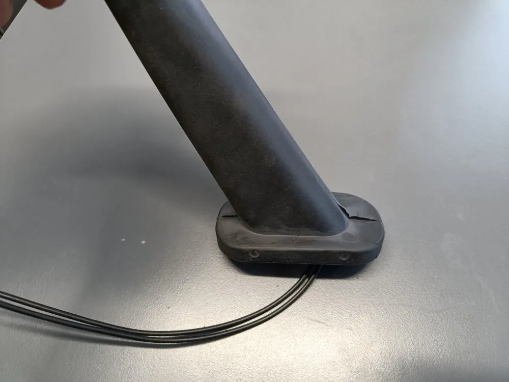 LED äärivalo / Pomarol T201 nivelauraan