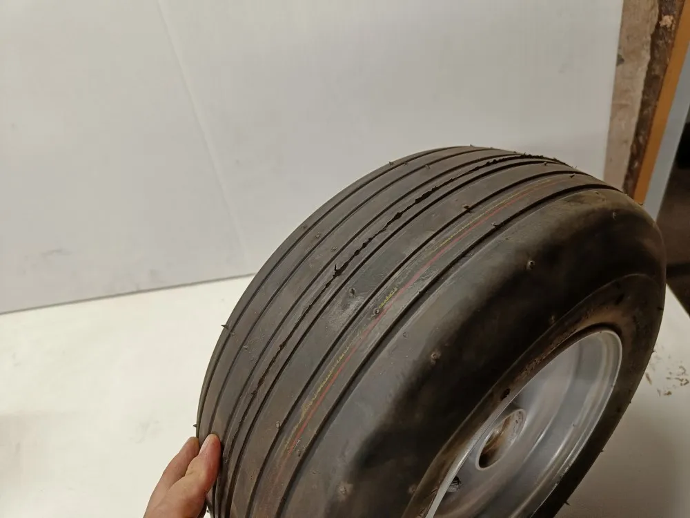 Rengas 16x6.50-8 vanteella / Jar-Met rikkaäkeeseen
