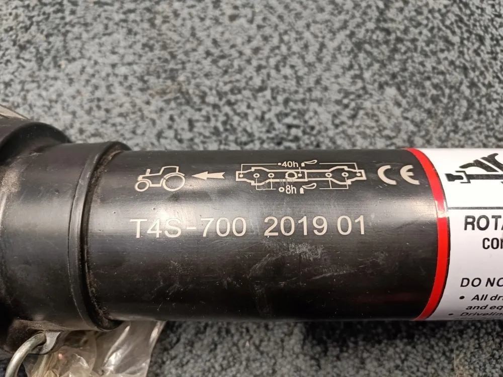 Nivelakseli T4S-700, pituus 700mm / mm. Mateng TL kelajyrsimiin