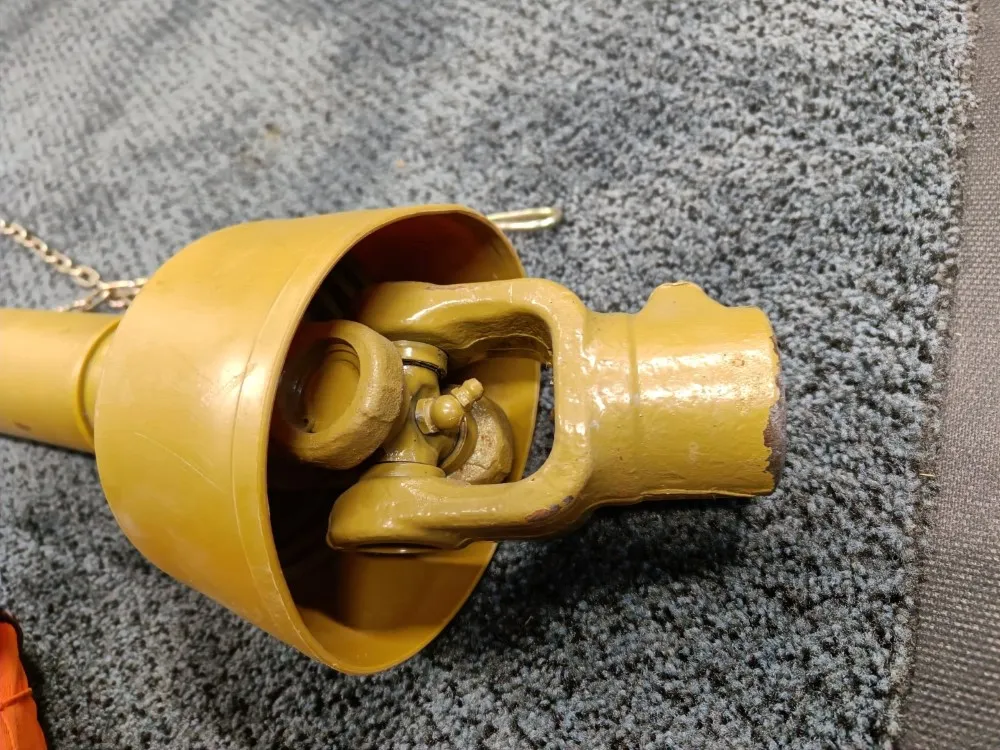 Nivelakseli 825mm / mm. Jar-Met pintalevittimeen