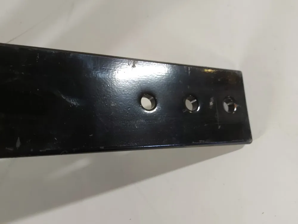 Tasoitelautasen kiinnitysvarsi / Rol-Ex APG ja Gruber