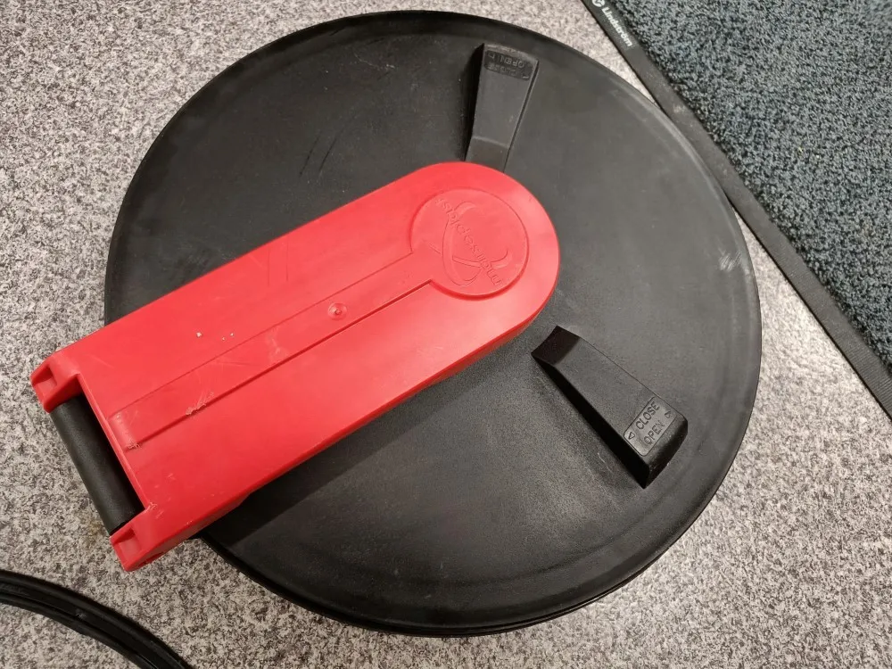 Kansi täydellinen / Wiko Plon piensiemenlevittimeen