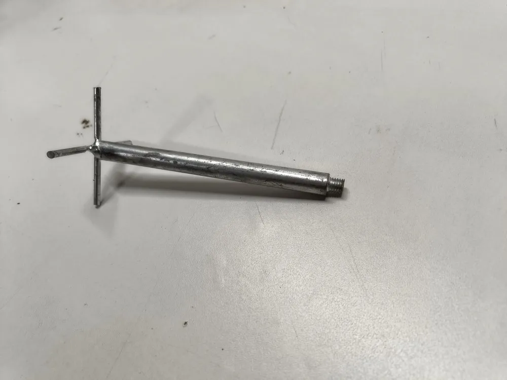 Sekoitinakseli säiliöön / Wiko Plon piensiemenlevittimeen