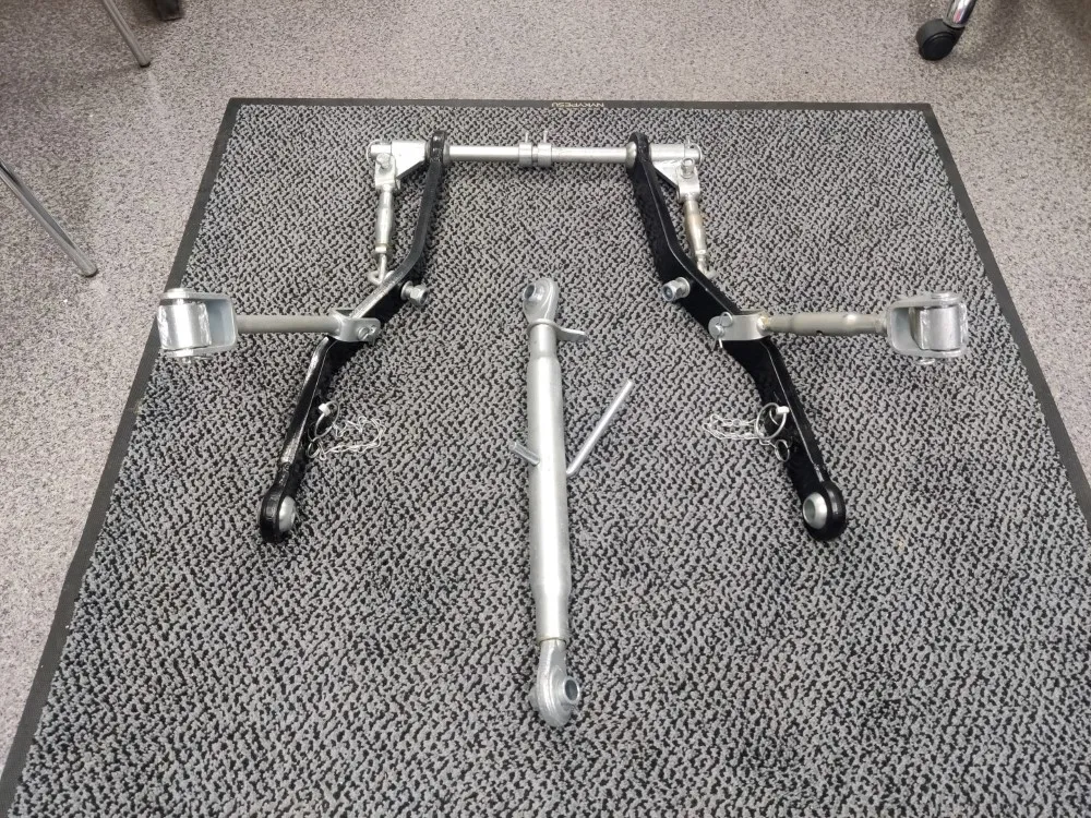 Nostolaitesarja minitraktoriin / Vetovarret 680mm
