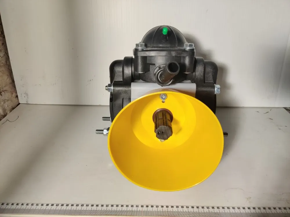 Agroplast P-100 pumppu / Kasvinsuojeluruiskuun