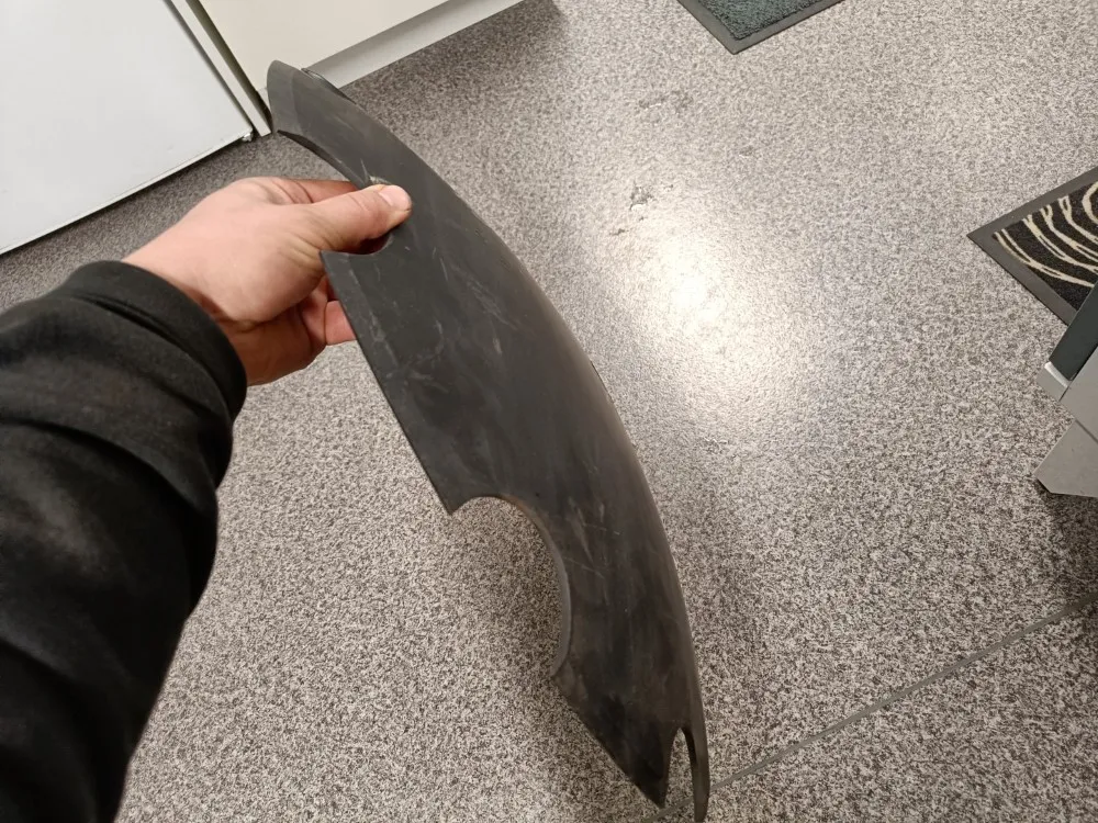 Lautanen 610mm, keskireikä neliö / Akpil V
