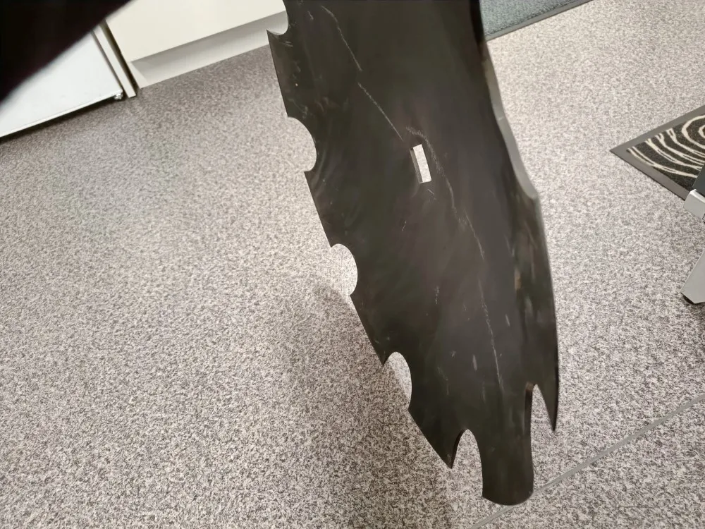 Lautanen 610mm, keskireikä neliö / Akpil V
