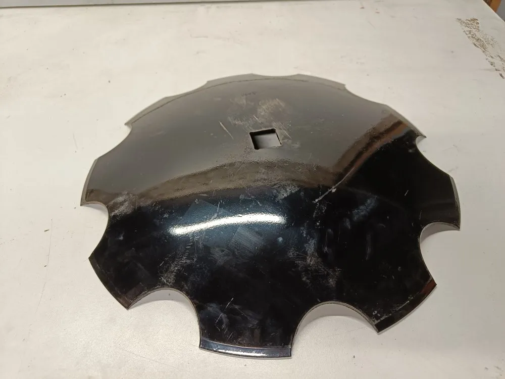 Päätylautanen 460mm, keskireikä neliö / Strumyk Alfa