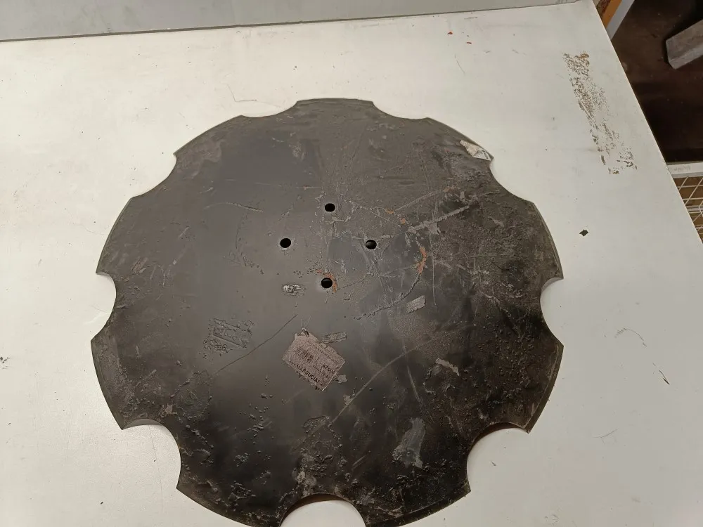Lautanen 610mm, 4-pulttinen / Vahvuus 5mm, Akpil