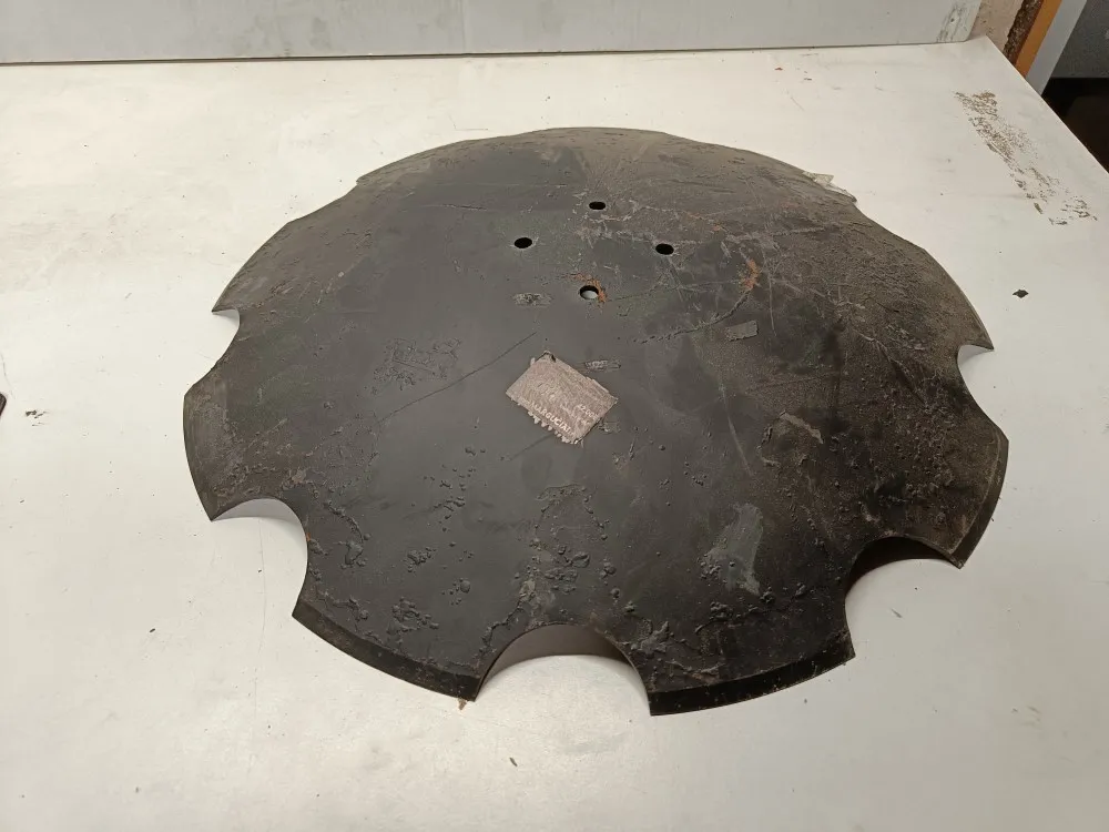 Lautanen 610mm, 4-pulttinen / Vahvuus 5mm, Akpil