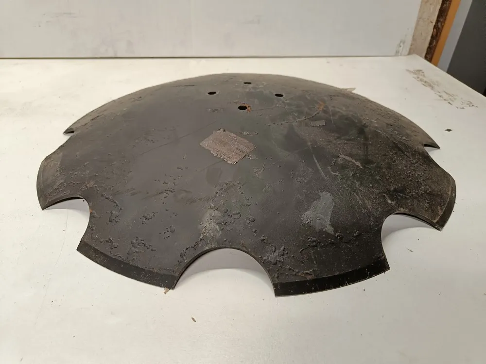 Lautanen 610mm, 4-pulttinen / Vahvuus 5mm, Akpil