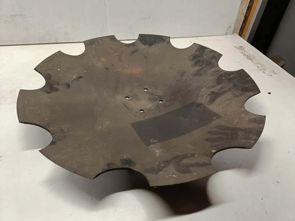 Lautanen 610mm, 4-pulttinen / Vahvuus 5mm, Akpil
