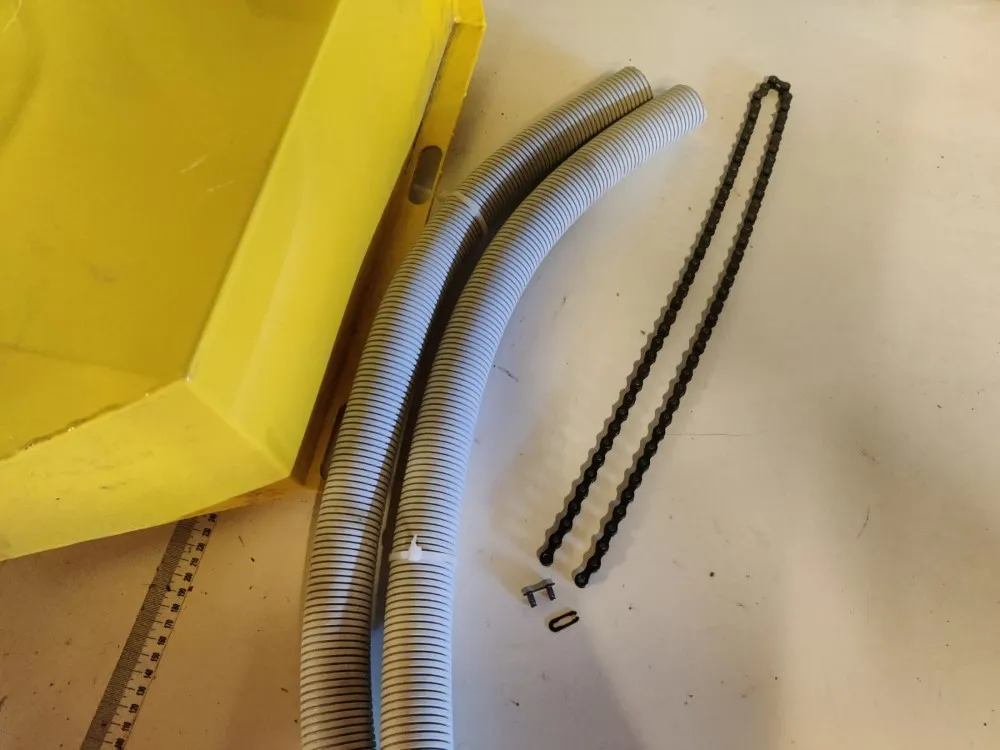 Lannoitelaatikko / Taret S245 perunanistutuskoneeseen