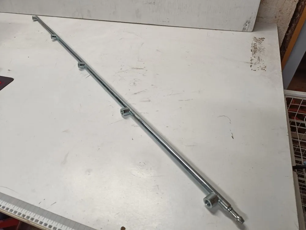 Ruiskun putki metallinen n. 1300mm / Jar-Met puutarharuiskuun