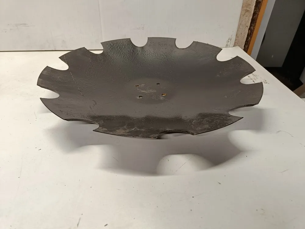 Lautanen, 610mm, 4-pulttinen / Rol-Ex lautasmuokkaimeen