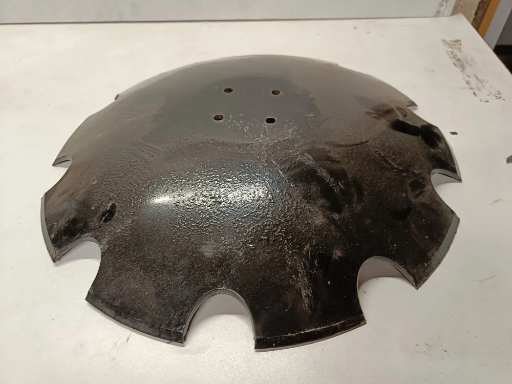 Lautanen, 610mm, 4-pulttinen / Rol-Ex lautasmuokkaimeen