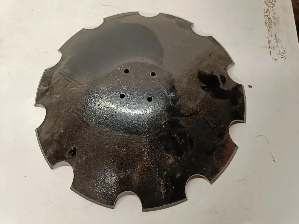 Lautanen, 610mm, 4-pulttinen / Rol-Ex lautasmuokkaimeen