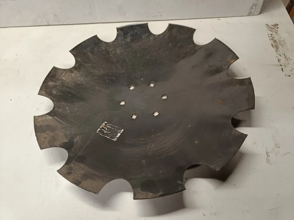 Lautanen, 555mm, 6-pulttinen / lautasmuokkaimeen