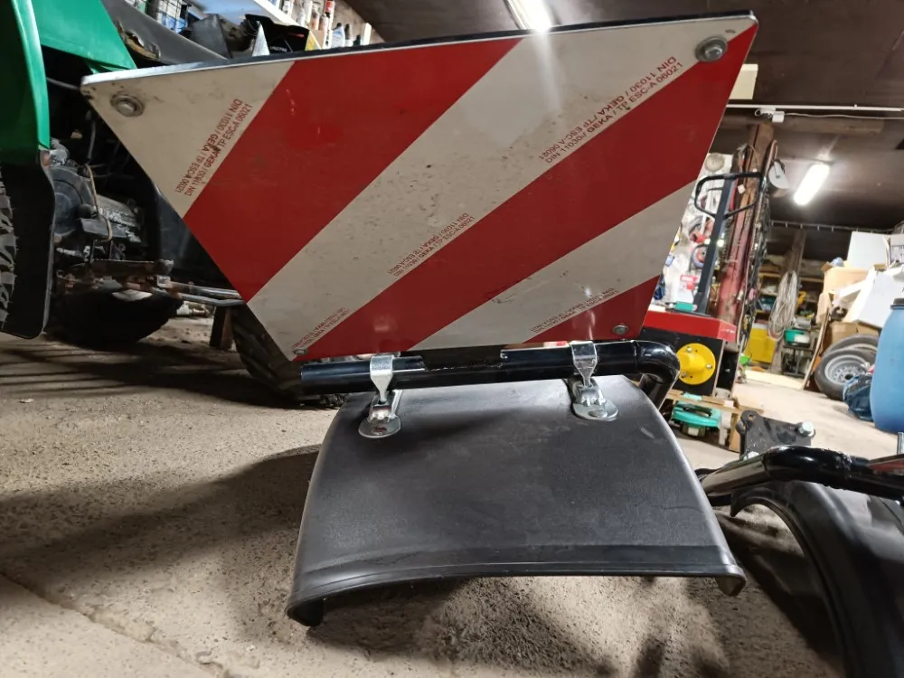 Rol-Ex lokasuojapari / Kiinnikkeineen lautasmuokkaimeen