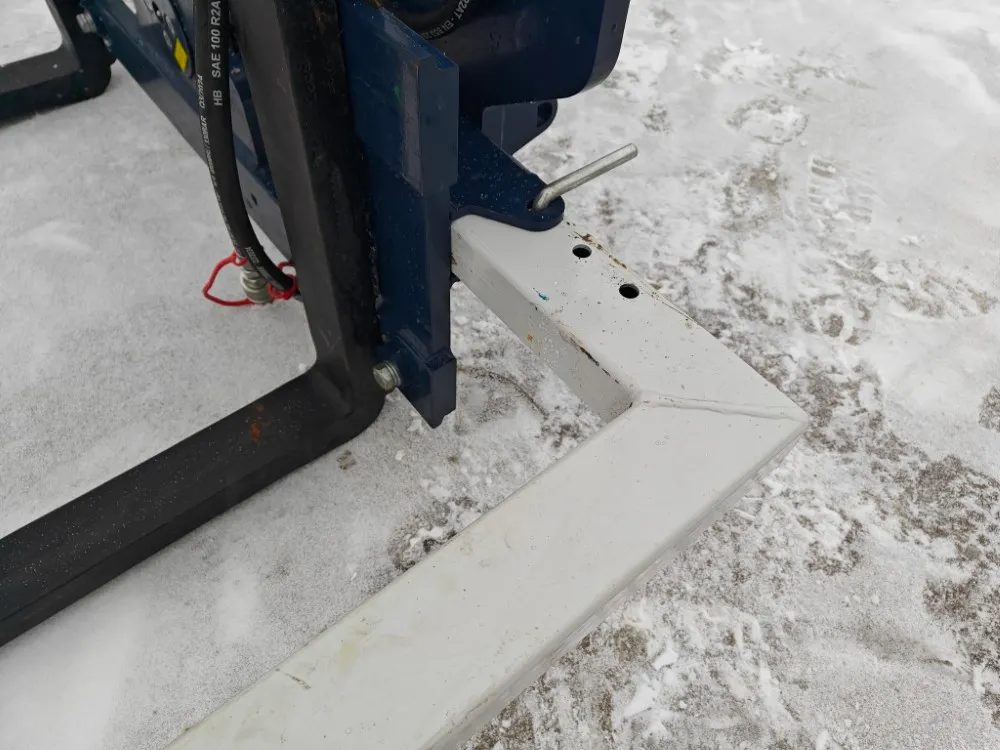 FK Machinery UPFR16 kääntäjä / 1600kg - Trukkipiikeillä - EURO-kiinnike