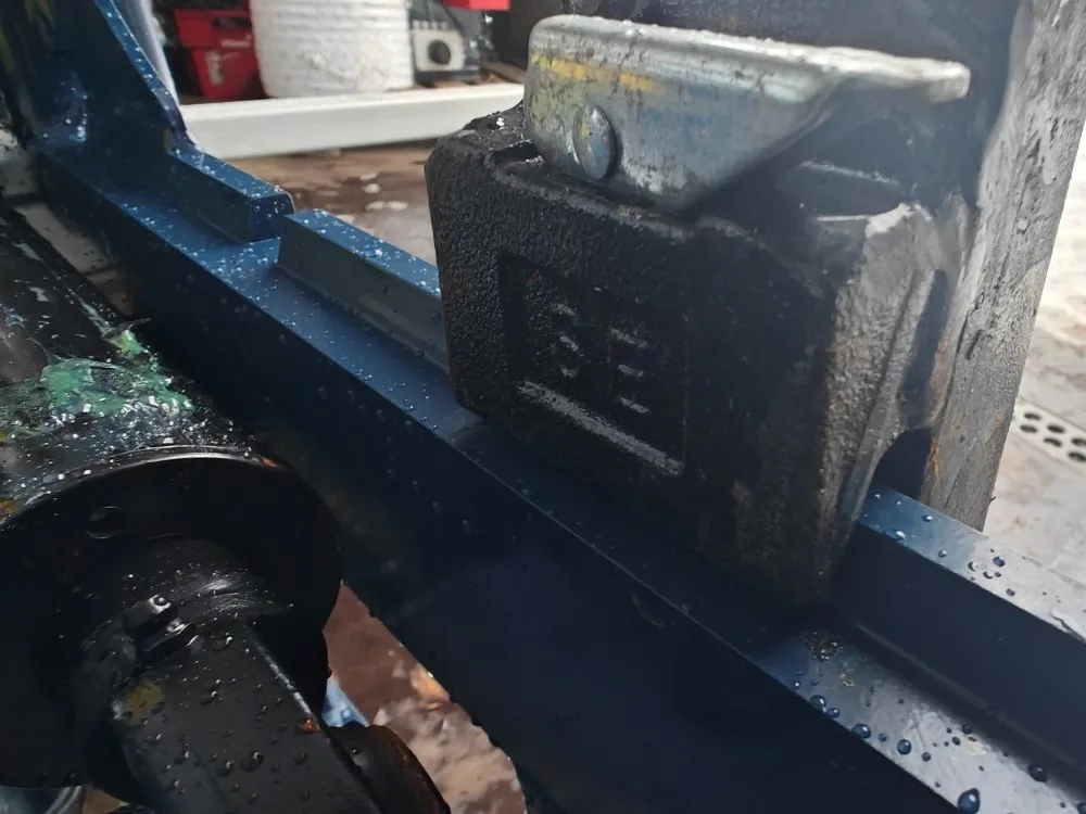 FK Machinery UPF16-W-C kääntäjä / Trukkipiikeillä ja yläpitimellä - EURO