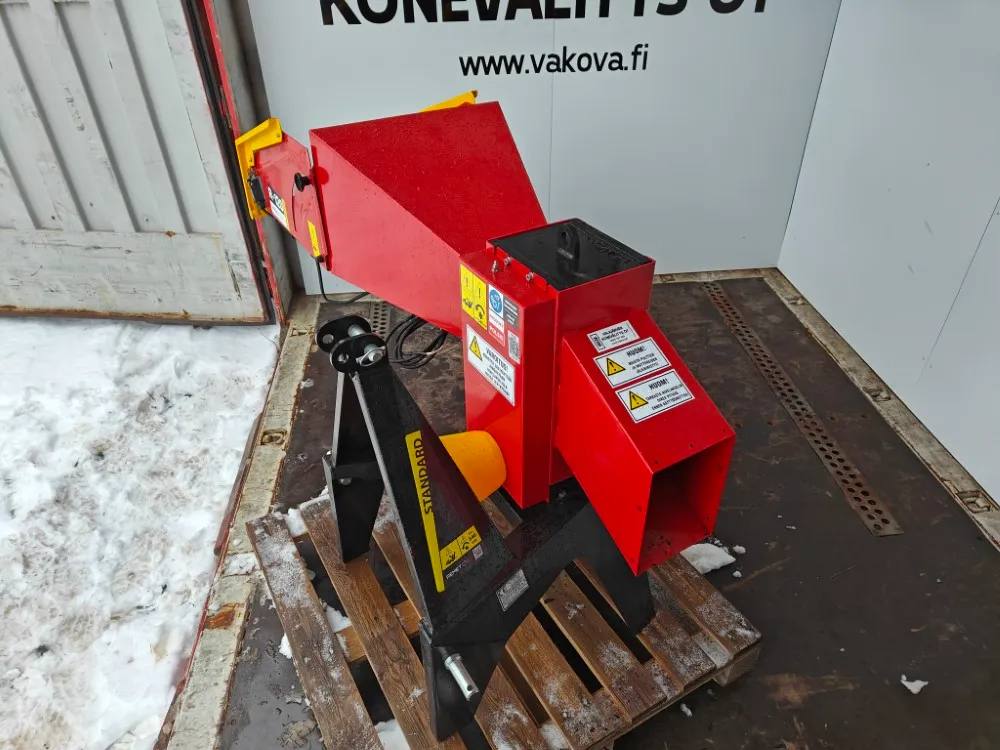 Remet R120 puunkatkoja / rullahakkuri / 8-teräinen nopea kone