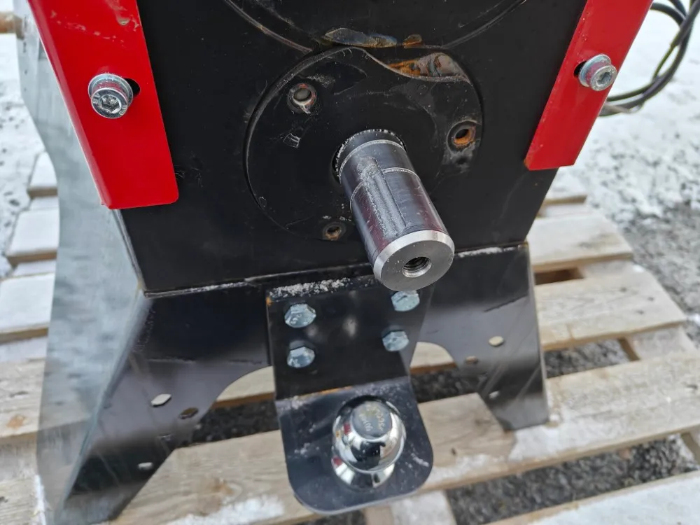 Remet R120 puunkatkoja / rullahakkuri / 8-teräinen nopea kone