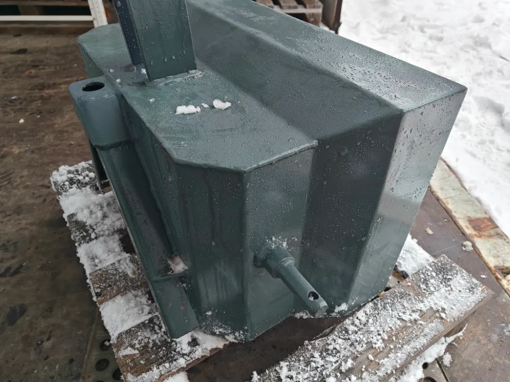 Pomarol 200kg vastapaino / etupaino / KAT 1/ CAT 1 kiinnitys
