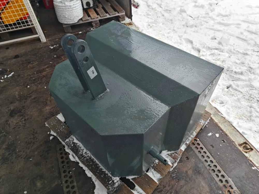 Pomarol 800kg vastapaino / etupaino / KAT 2 / CAT 2 kiinnitys