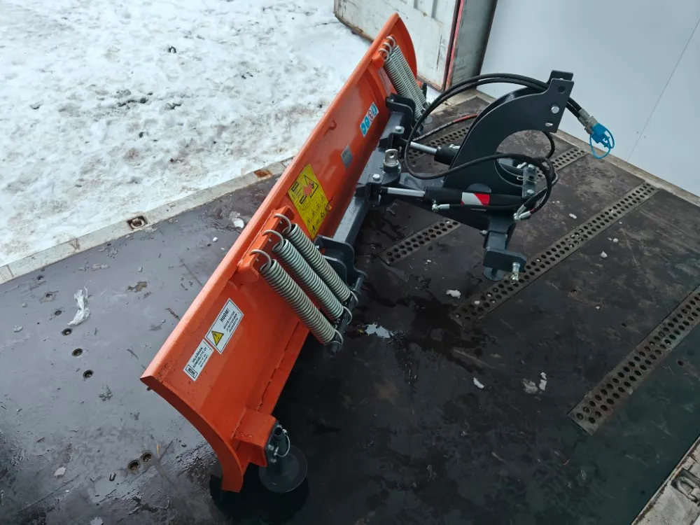 Mateng SPN-250 lumilevy kumiterällä / Hydraulisesti kääntyvä - 250cm