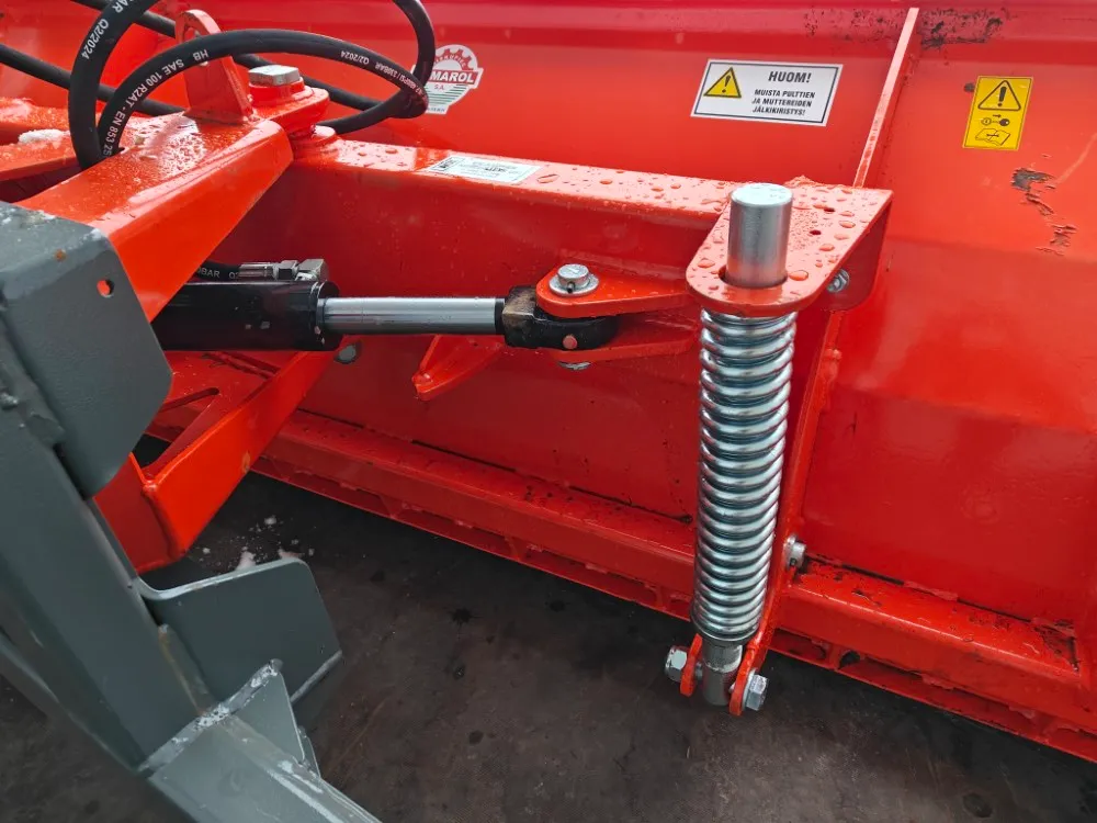 Pomarol SP260 lumilevy / puskulevy / Hydraulinen - Hardox terä - 3-piste