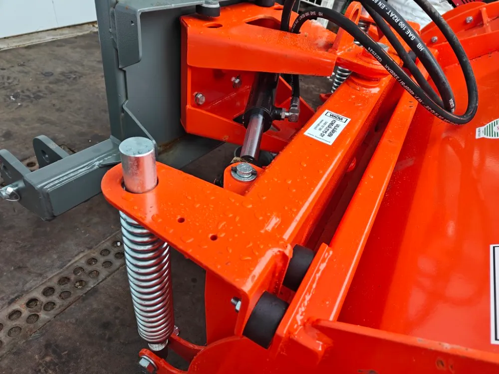 Pomarol SP260 lumilevy / puskulevy / Hydraulinen - Hardox terä - 3-piste