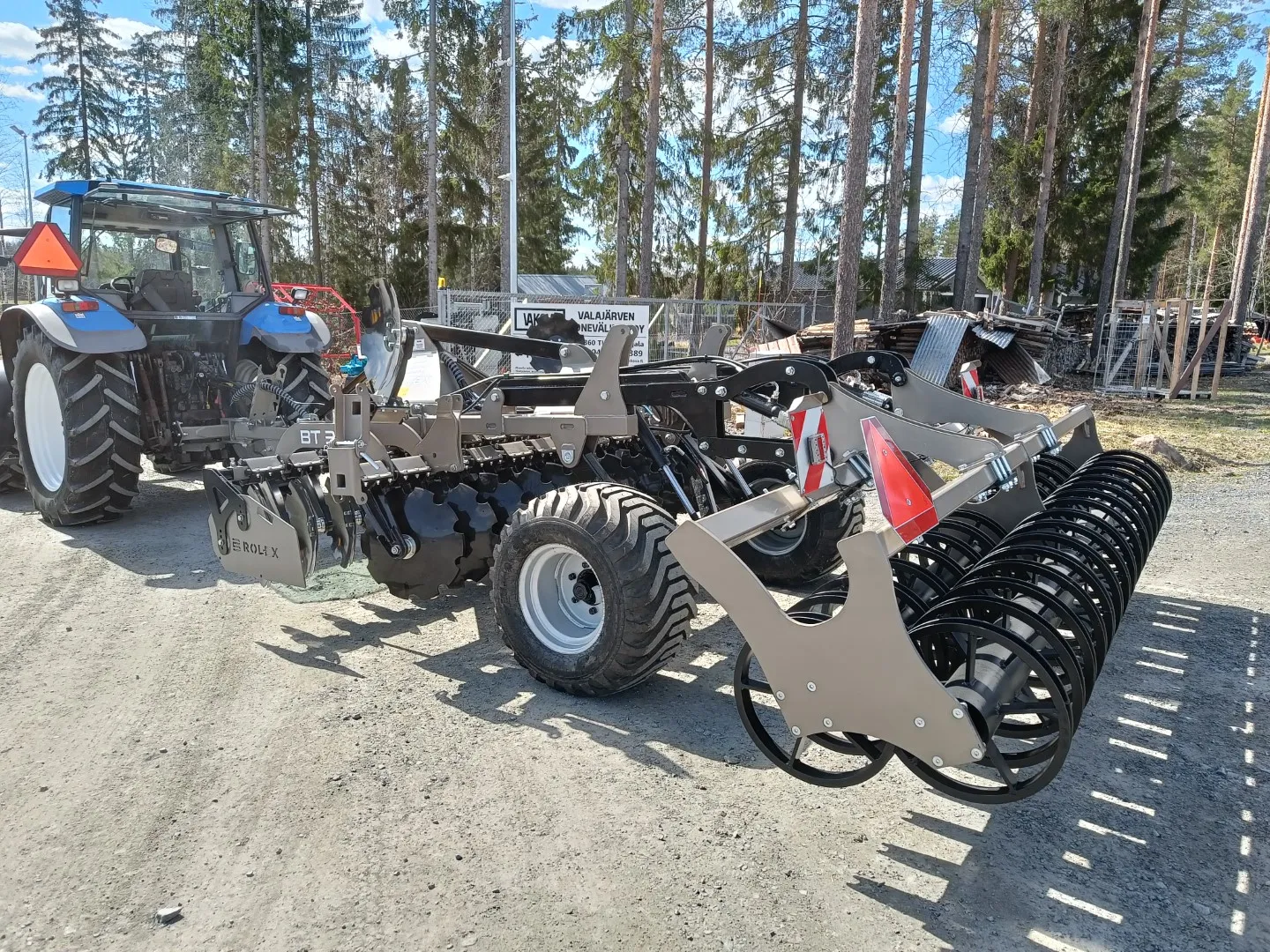 Rol-Ex BT 400 lautasmuokkain / Uusi kone vakiovarusteilla