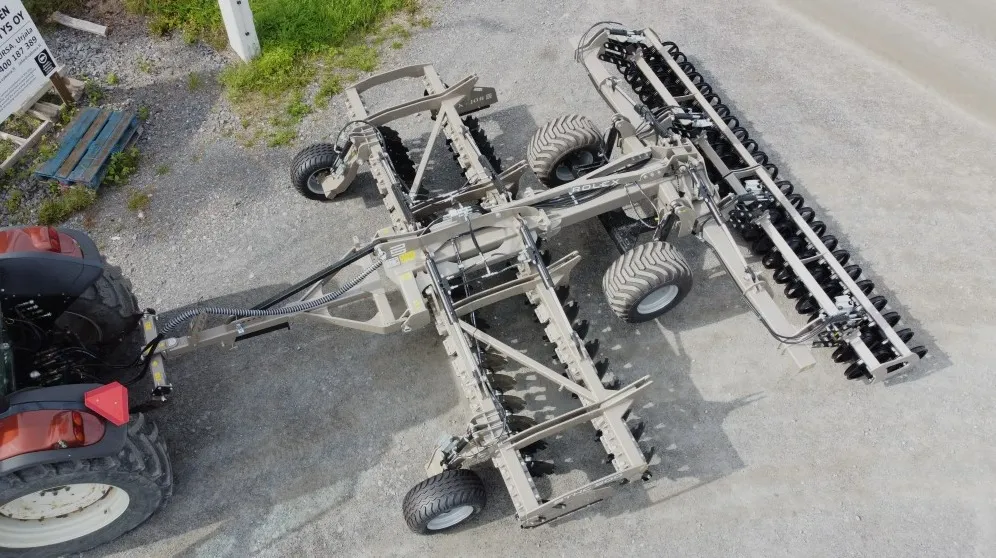 Rol-Ex BTHC 450cm lautasmuokkain / Hinattava ja hydraulisesti taittuva