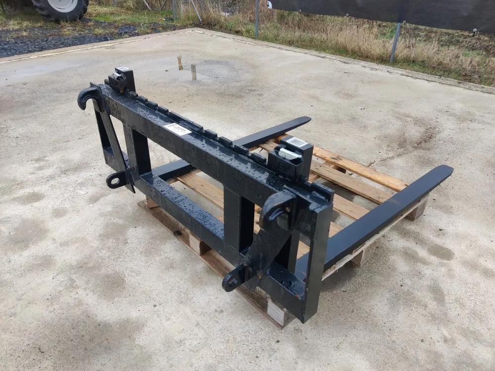 Strumyk trukkipiikit 2000kg - 1200mm / Euro-kiinnike - Mekaanisesti säädettävät