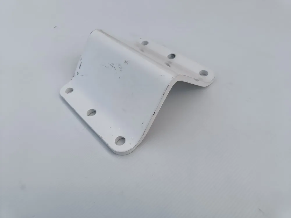 Lautasen varren kiinnitysrauta / valkoinen Rol-Ex BCC, BT, Taurus