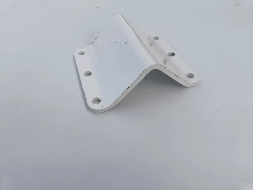 Lautasen varren kiinnitysrauta / valkoinen Rol-Ex BCC, BT, Taurus