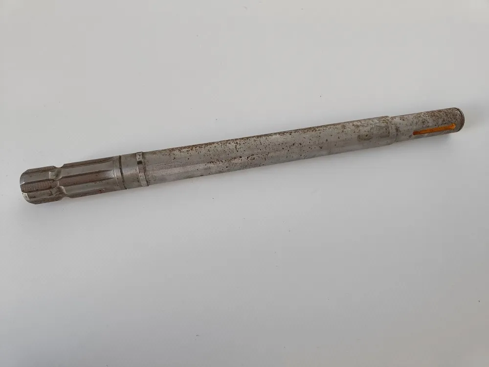 Lisicki Z-178 akseli 475mm / 135/165cm  Lieriöniittokoneeseen