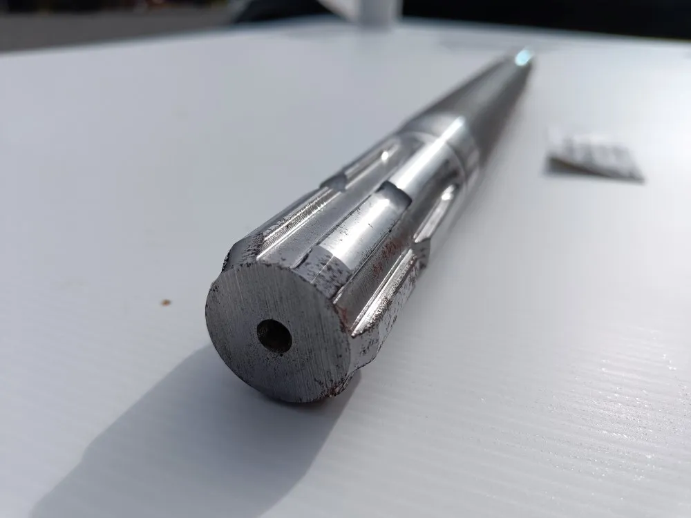 Booriakseli / Lisicki Z178 185cm lieriöniittokoneen