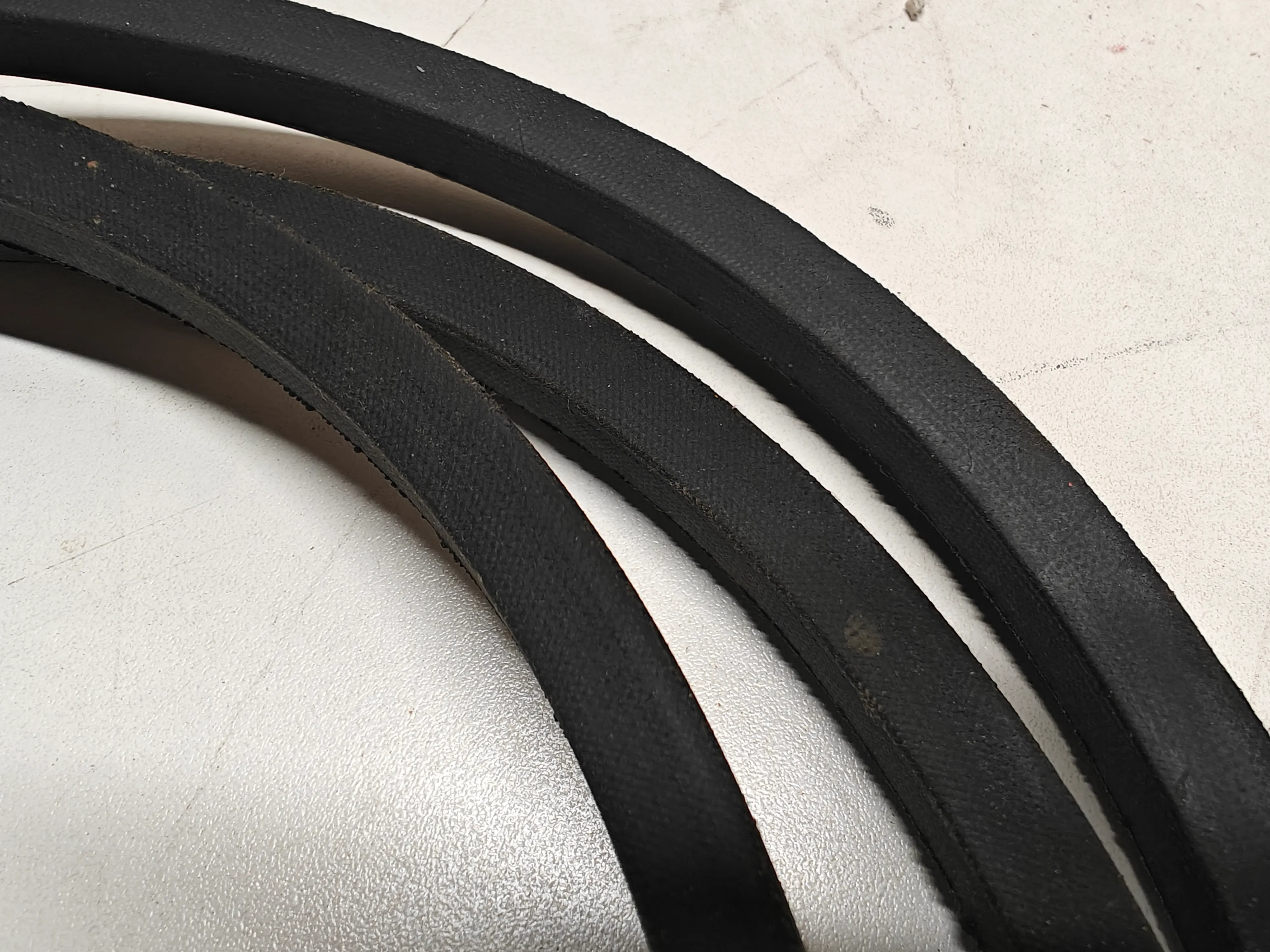 Lisicki SPB-2800 / HB-2800 hihna / 100cm mini  Z178/1/1 lieriöniittokoneeseen